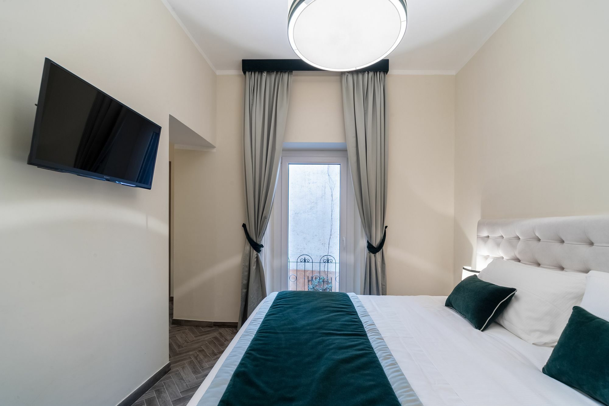 Foro Romano Luxury Suites Exterior photo