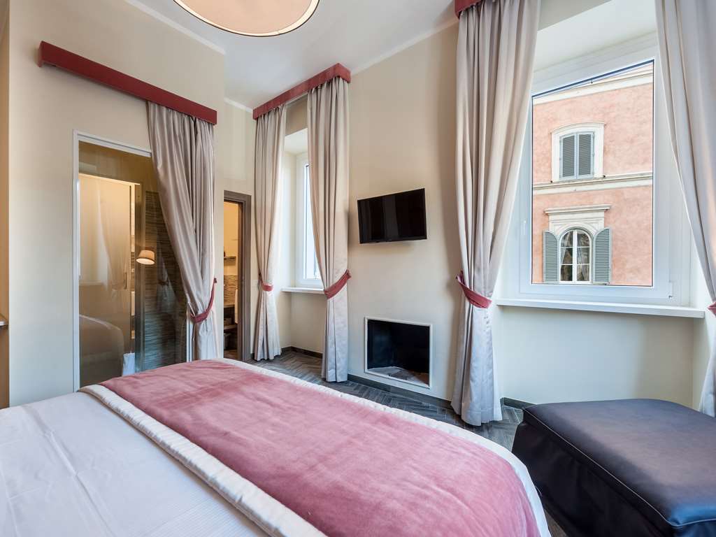 Foro Romano Luxury Suites Room photo