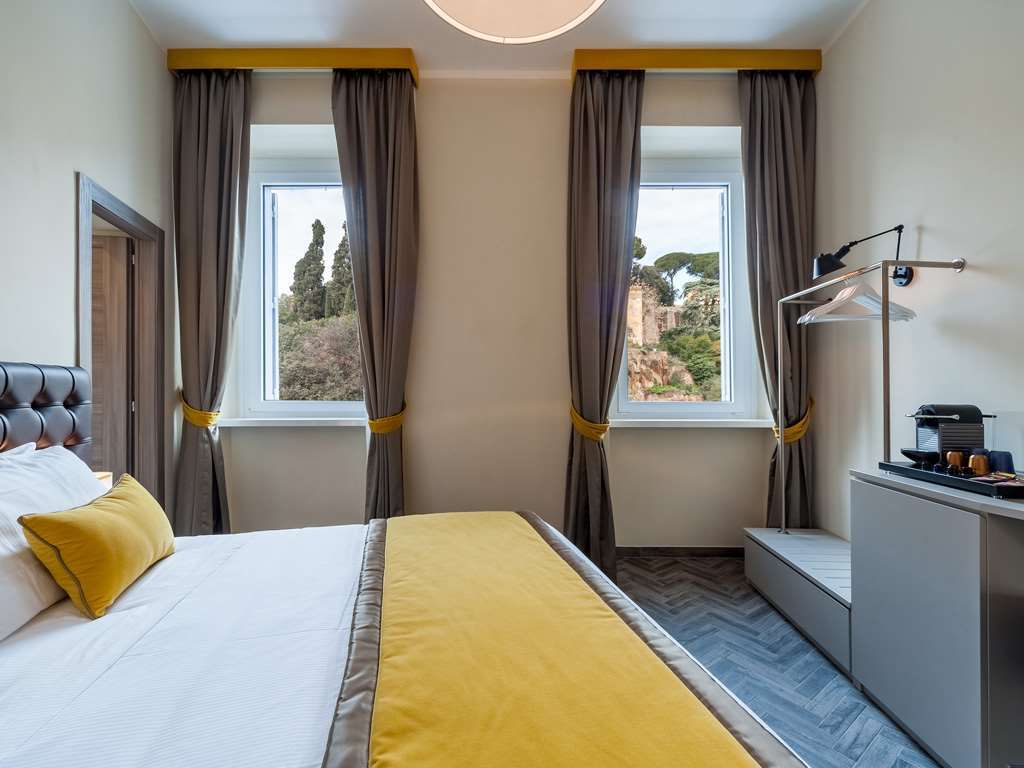 Foro Romano Luxury Suites Room photo